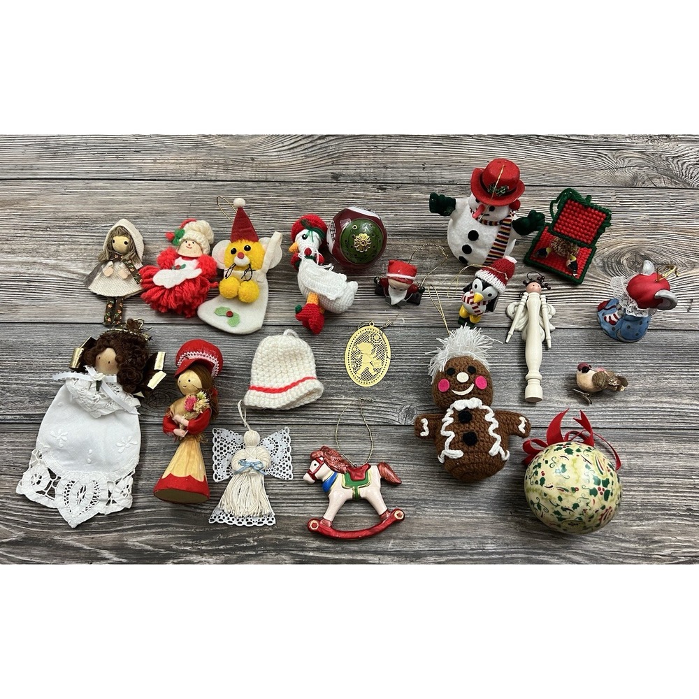 Lot Of 20 Vintage Christmas Ornaments Holiday Decor‎ Trim-A-Tree